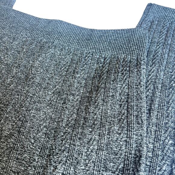 Connection 18 SIZE 1X Patterned Textured Seamless Fleece Lined Mid Rise Leggings - Picture 3 of 8